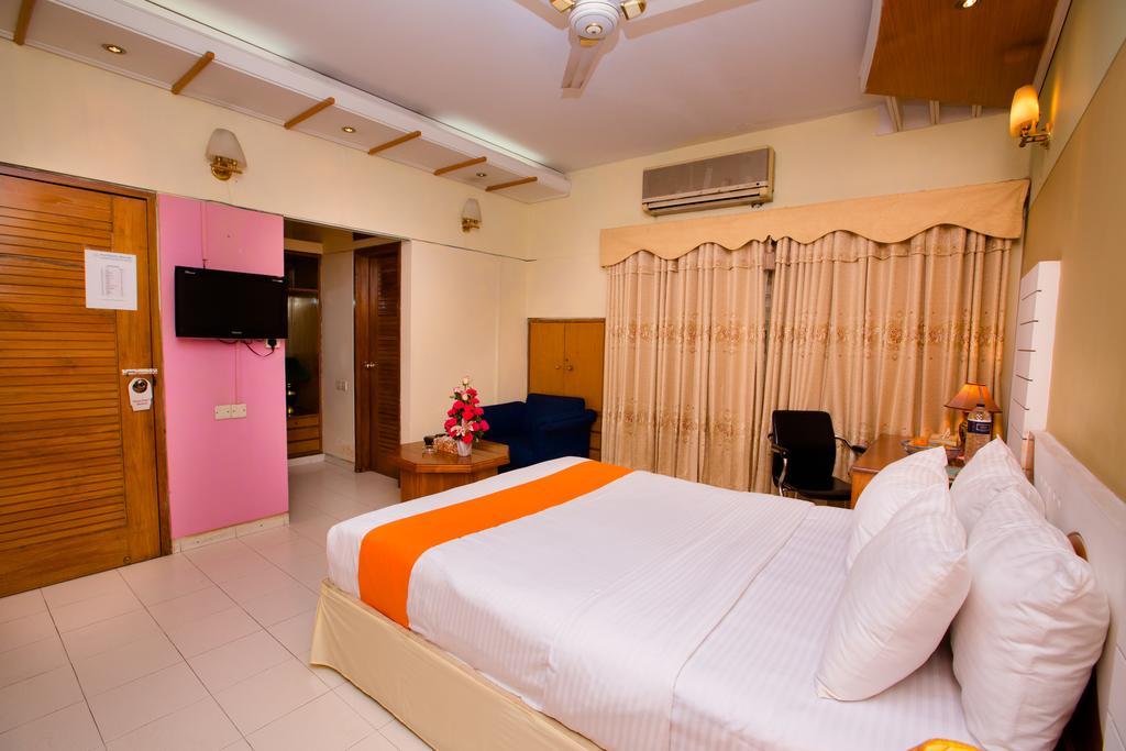 Hotel Golden Deer Dhaka Exterior foto