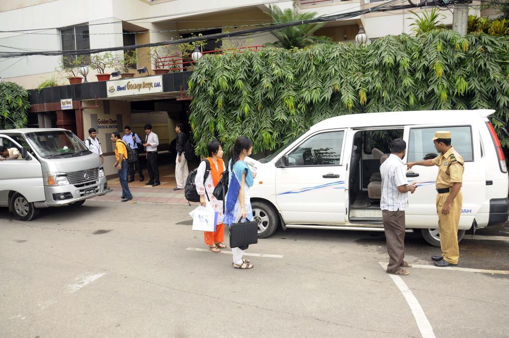 Hotel Golden Deer Dhaka Exterior foto